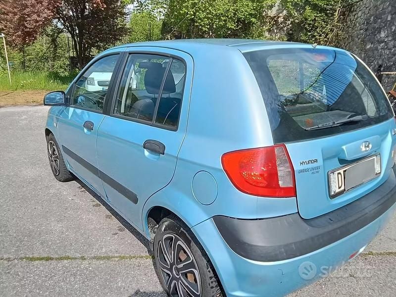 Usata Hyundai Getz 66 CV (48 kW) 2006 Blu Utilitaria
