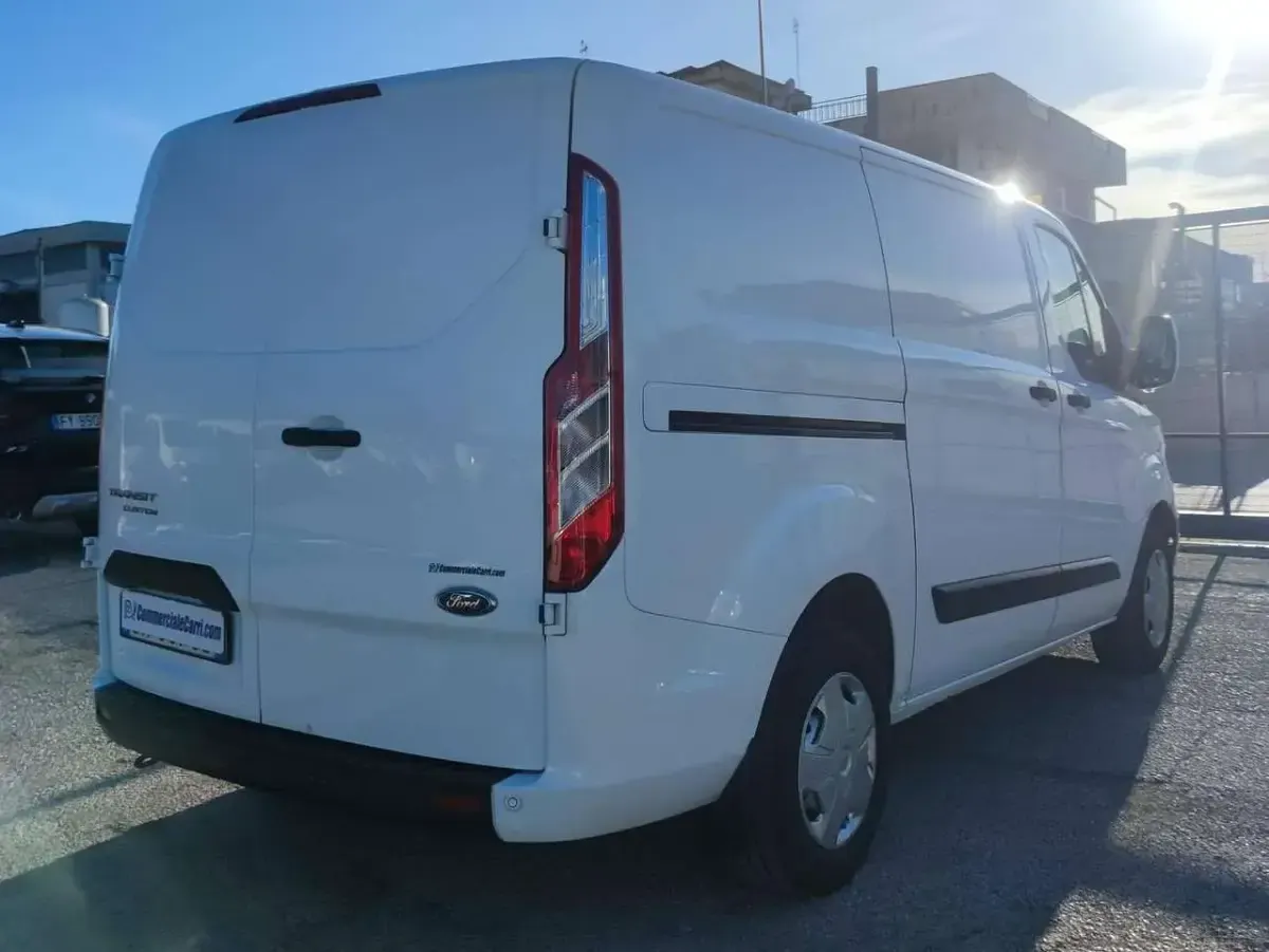 Usata Ford Transit Custom 129 CV (94 kW) 2021 Bianco Furgone