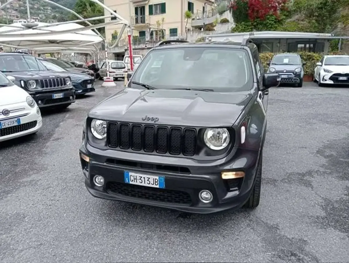 Usata Jeep Renegade Limited 131 CV (96 kW) 2021 Grigio quartz SUV