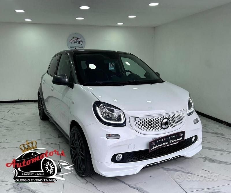 Usata Smart ForFour Brabus 90 CV (66 kW) 2018 Bianco Utilitaria