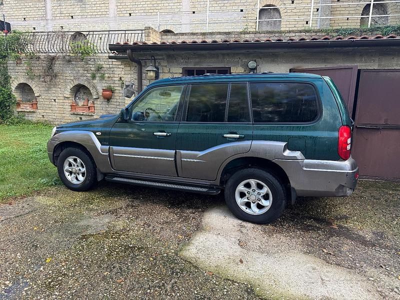 Usata Hyundai Terracan 163 CV (119 kW) 2005 Verde SUV