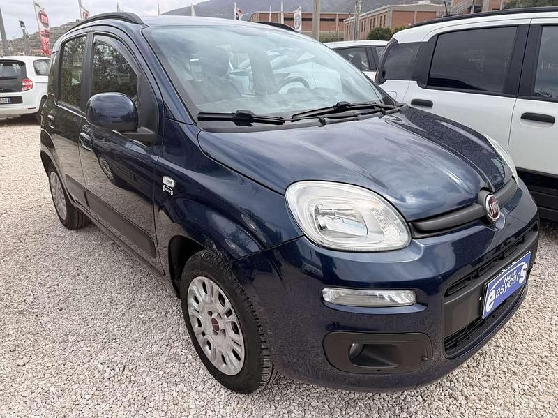Usata Fiat Panda Lounge 69 CV (50 kW) 2019 Blu/azzurro Utilitaria