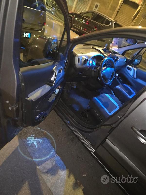 Usata Peugeot TePee 2008 Grigio SUV