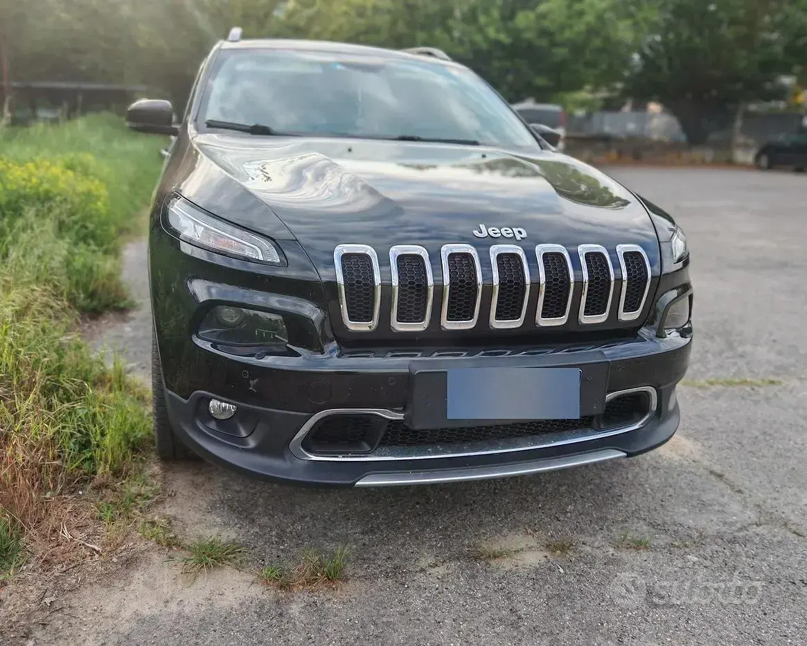 Usata Jeep Cherokee 140 CV (102 kW) 2016 Nero SUV