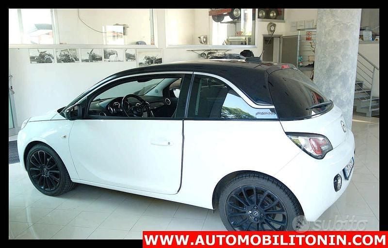 Usata Opel Adam 87 CV (63 kW) 2017 Bianco Utilitaria