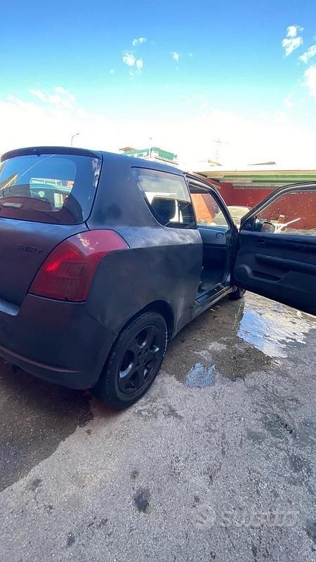Usata Suzuki Swift 2007 Nero Utilitaria