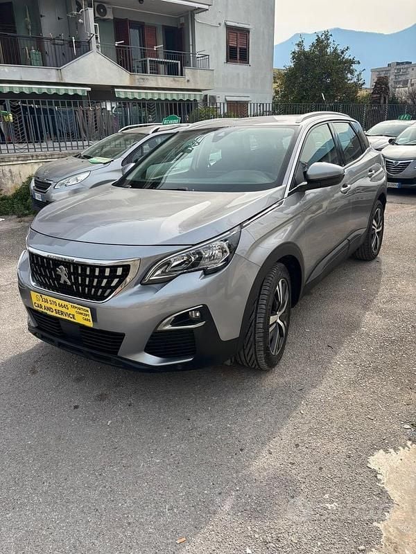 Usata Peugeot 3008 Allure 130 CV (95 kW) 2019 Grigio SUV
