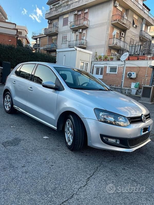 Usata VW Polo 69 CV (50 kW) 2015 Grigio Berlina