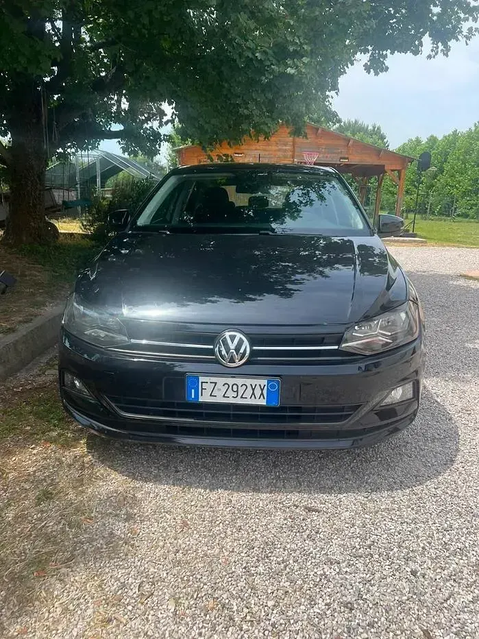 Usata VW Polo 80 CV (58 kW) 2020 Nero Utilitaria
