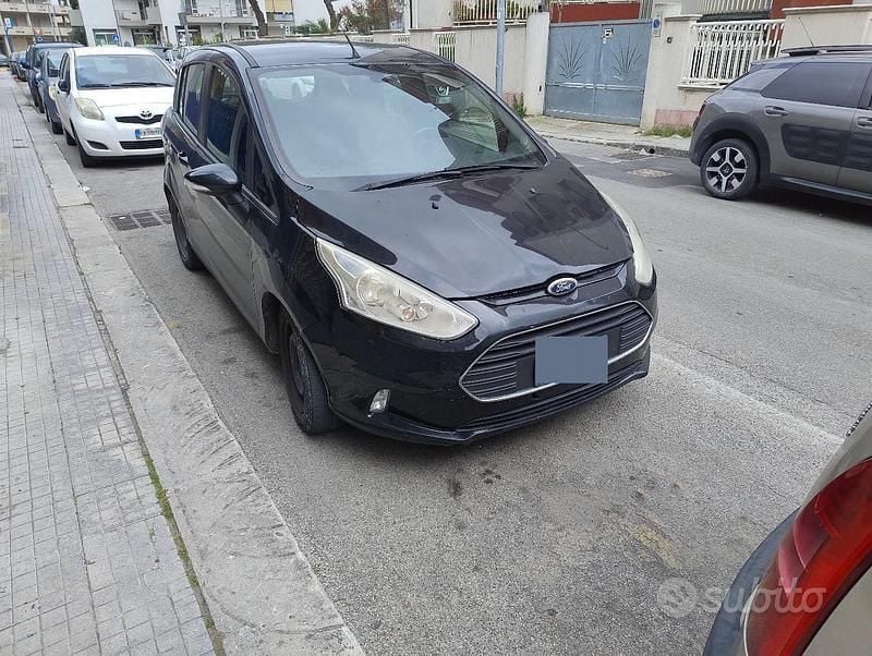 Usata Ford B-MAX 75 CV (55 kW) 2014 Nero Monovolume