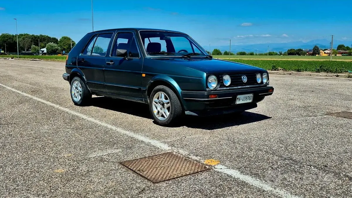Usata VW Golf II 73 CV (53 kW) 1986 Verde Utilitaria