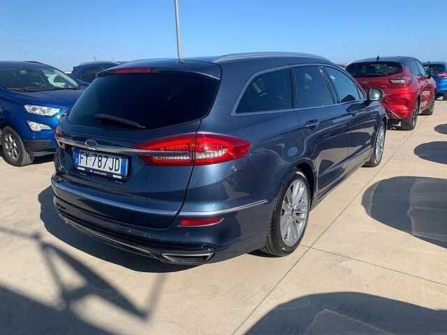 Gebraucht Ford Mondeo Vignale 140 PS (102 kW) 2019 Blau Kombi