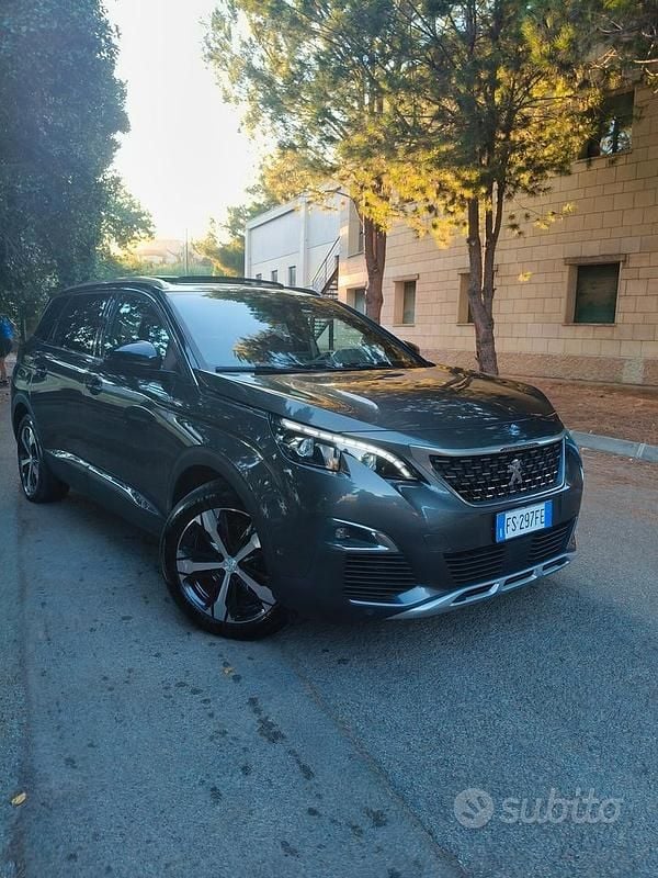 Occasion Peugeot 5008 GT-line 131 ch (96 kW) 2018 Gris Break