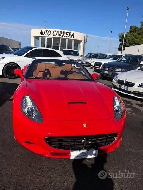 Rosso Usata 2011 Ferrari California Cabrio | 124.999 € (Ottimo prezzo) - Immagine 1/4