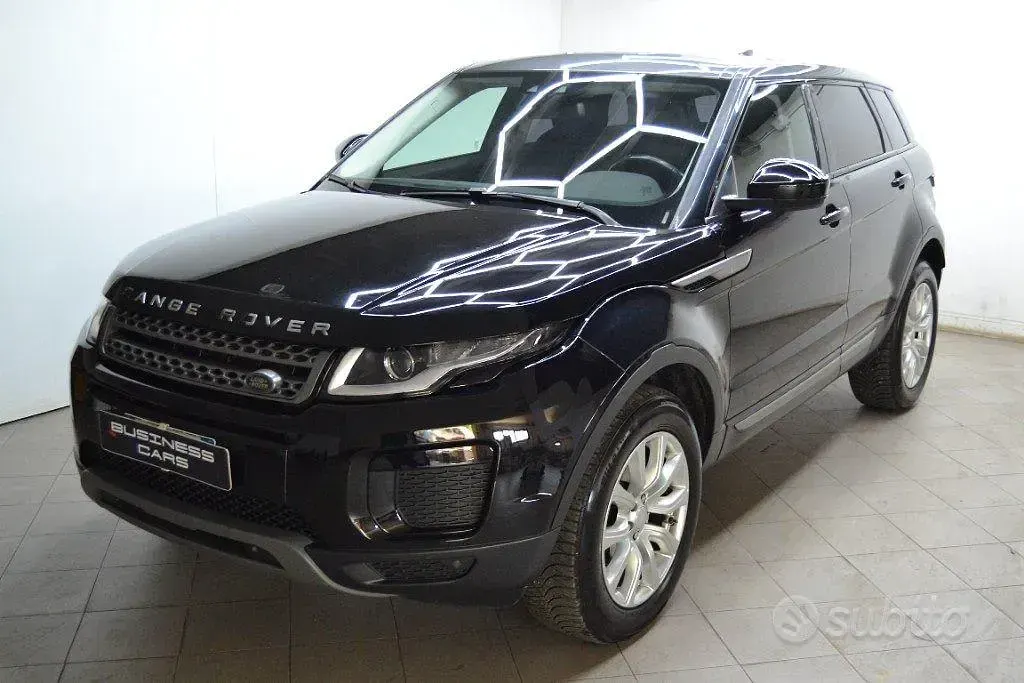 Usata Land Rover Range Rover evoque SE 150 CV (110 kW) 2018 Nero SUV