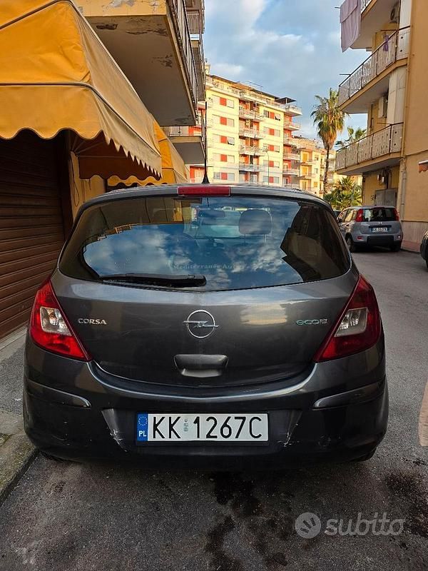 Usata Opel Corsa 95 CV (69 kW) 2010 Grigio Utilitaria