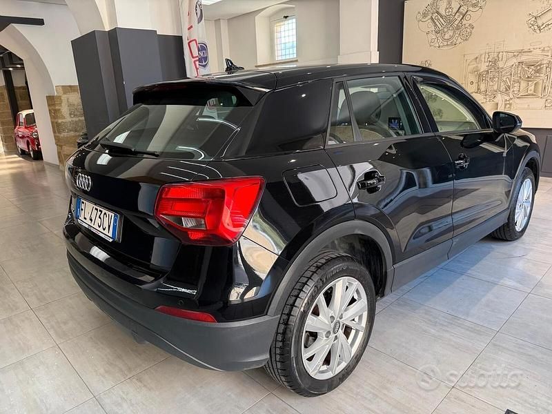 Begagnad Audi Q2 116 HK (85 kW) 2017 Svart SUV