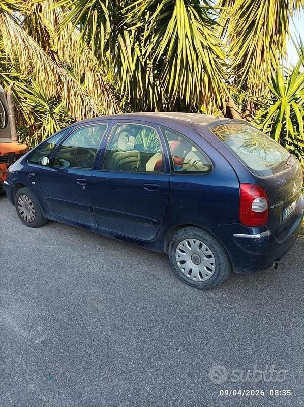 Usata Citroën Xsara Picasso 90 CV (66 kW) 2006 Blu Monovolume