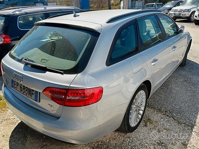 Usata Audi A4 Advanced 120 CV (88 kW) 2013 Grigio Station wagon