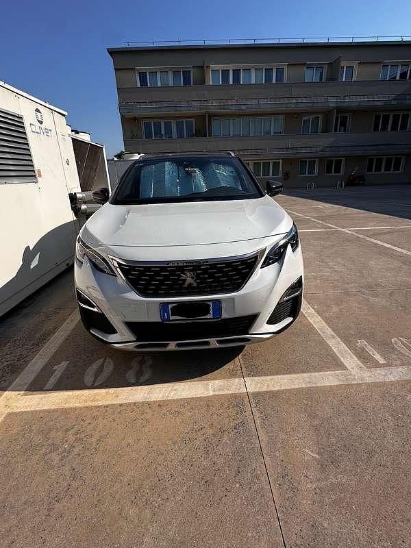 Usata Peugeot 3008 Business-Line 131 CV (96 kW) 2019 Bianco SUV