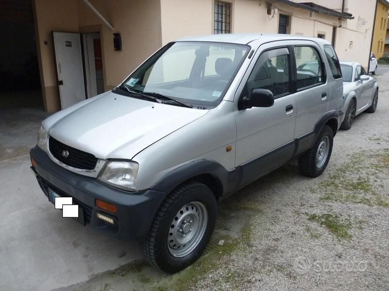 Usata Daihatsu Terios 83 CV (61 kW) 2000 SUV