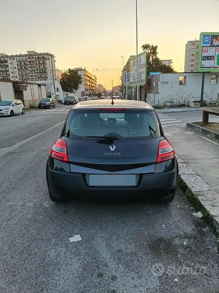 Usata Renault Mégane III 106 CV (77 kW) 2008 Berlina