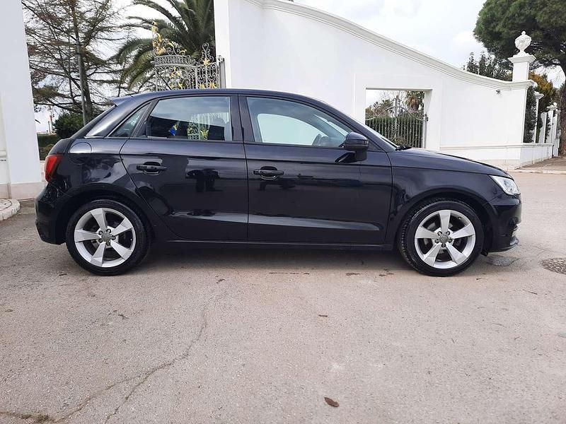 Usata Audi A1 Sportback Ambiente 90 CV (66 kW) 2015 Nero Utilitaria