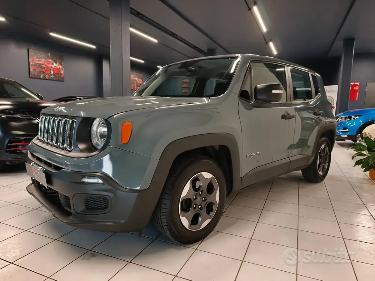 Usata Jeep Renegade Sport 95 CV (69 kW) 2018 Grigio SUV