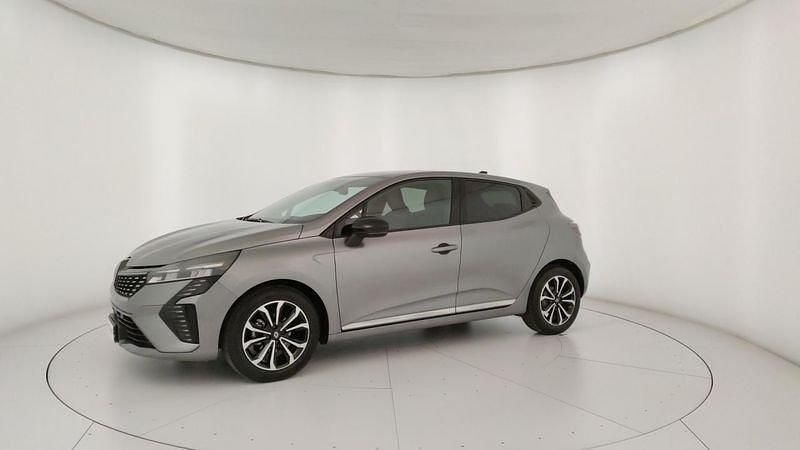 Usata Renault Clio V Techno 91 CV (66 kW) 2024 Grigio Utilitaria