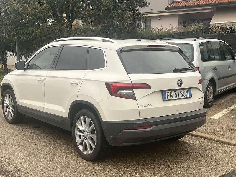 Usata Skoda Karoq Executive 150 CV (110 kW) 2018 Bianco SUV