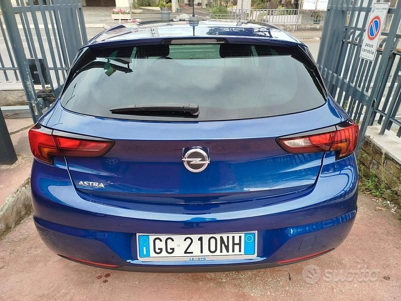 Usata Opel Astra 122 CV (89 kW) 2021 Nero Berlina