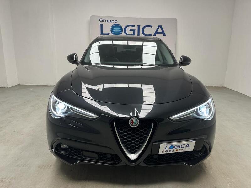 Usato 2020 Alfa Romeo Stelvio 2.1 Diesel 190 CV (33.900 €)