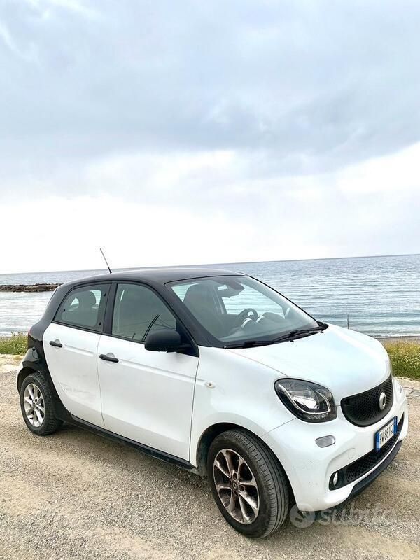 Usata Smart ForFour 2019 Bianco Utilitaria