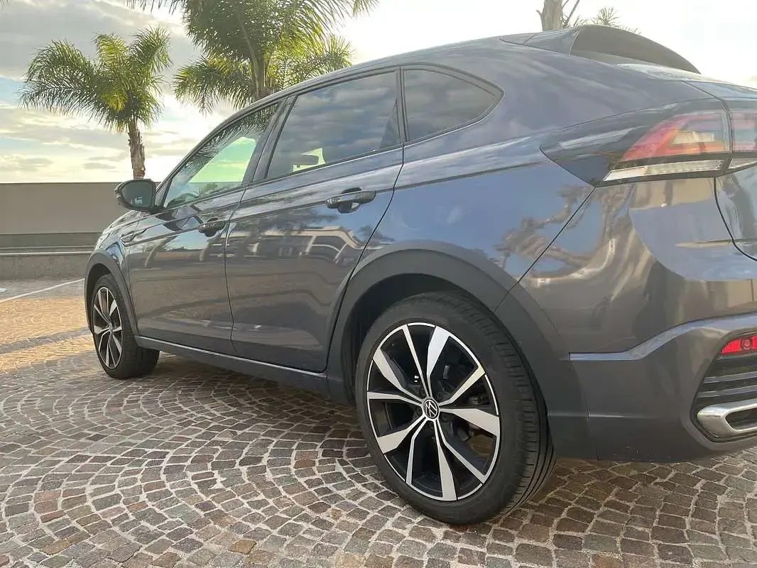 Usata VW Taigo R-line 110 CV (80 kW) 2024 Grigio SUV