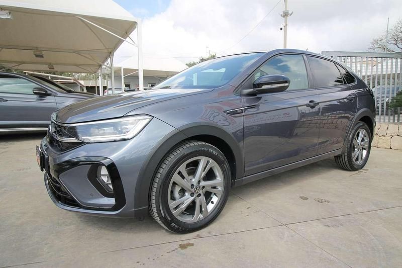 Usata VW Taigo R-line 110 CV (80 kW) 2022 Smoke grey SUV