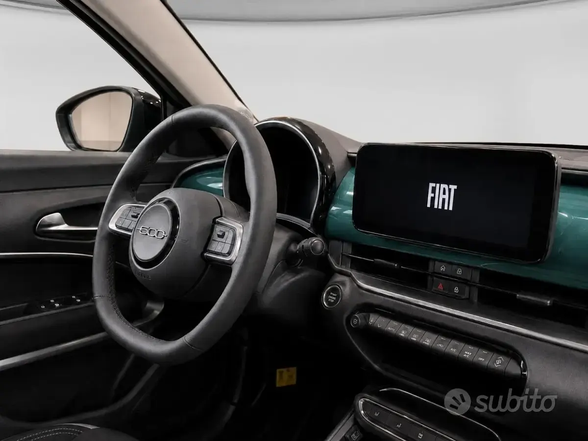 Usata Fiat 600 Pop 145 CV (106 kW) 2025 Verde SUV