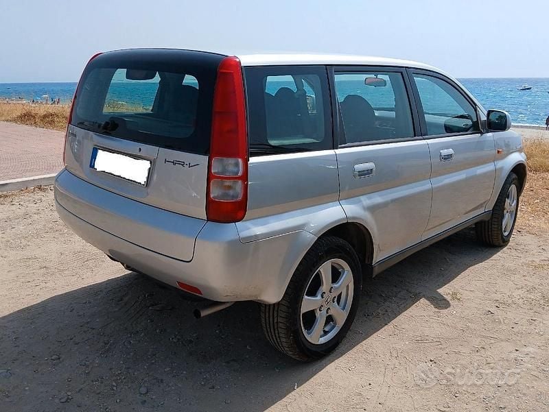 Usata Honda HR-V 105 CV (77 kW) 2000 Grigio SUV