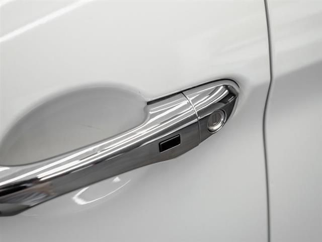 Usata EVO Cross 4 136 CV (100 kW) 2024 Nero Pick-up