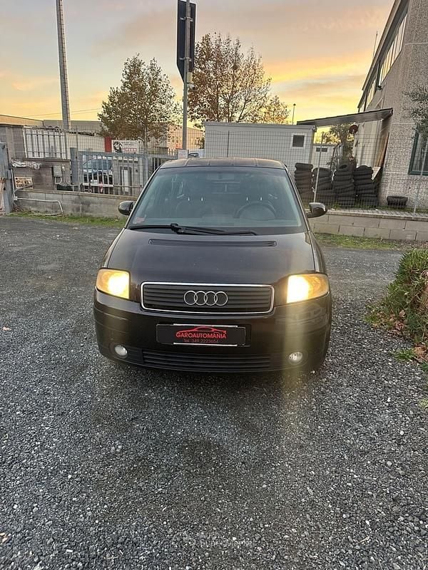 Usata Audi A2 Comfort 75 CV (55 kW) 2005 Nero Utilitaria