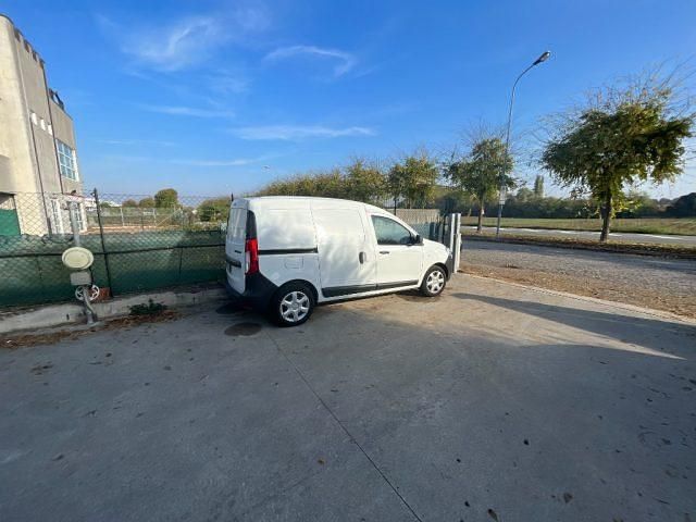 Antracite Usata 2020 Dacia Dokker Monovolume | 15.900 € - Immagine 1/4