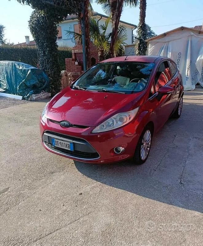 Usata Ford Fiesta 82 CV (60 kW) 2008 Monovolume