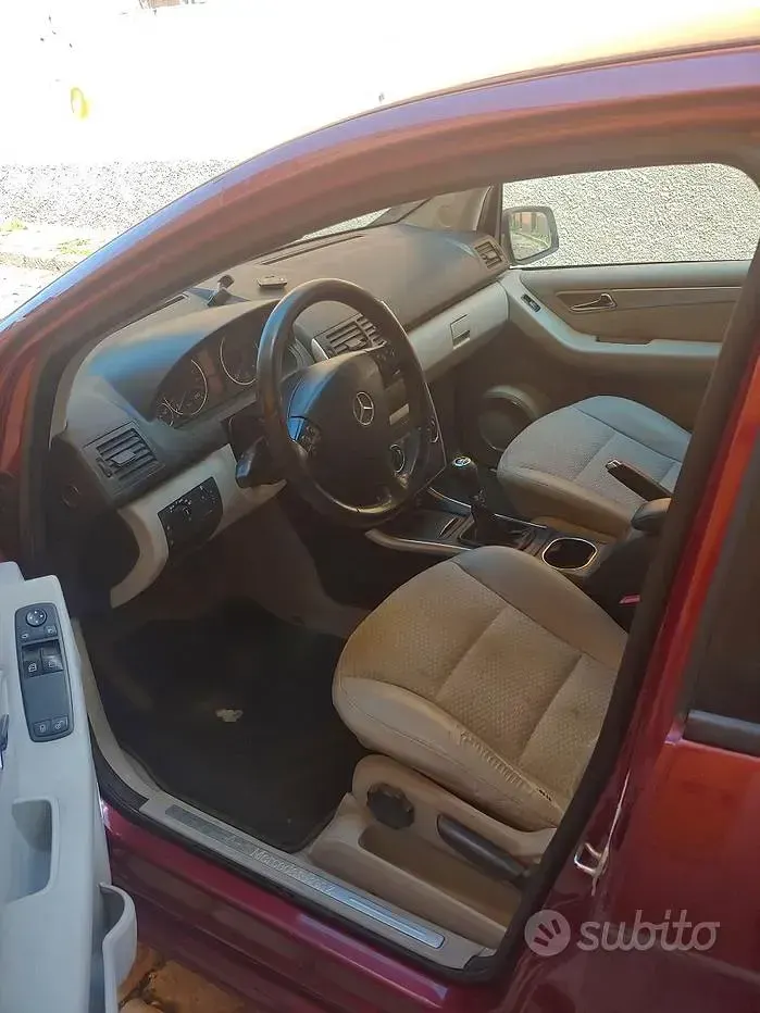 Usata Mercedes A180 Avantgarde 2008 Rosso Monovolume