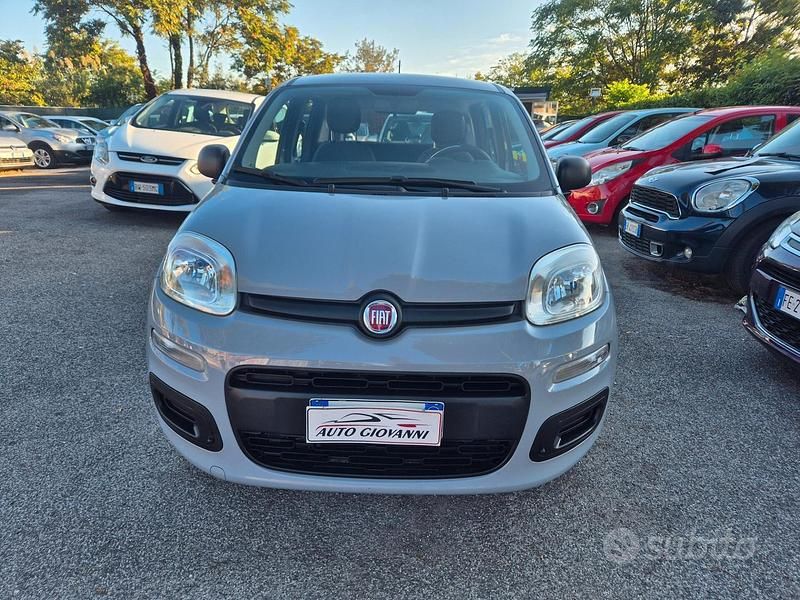 Usata Fiat Panda Lounge 69 CV (50 kW) 2020 Grigio Berlina