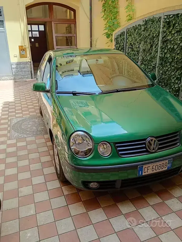Usata VW Polo Comfortline 64 CV (47 kW) 2003 Berlina