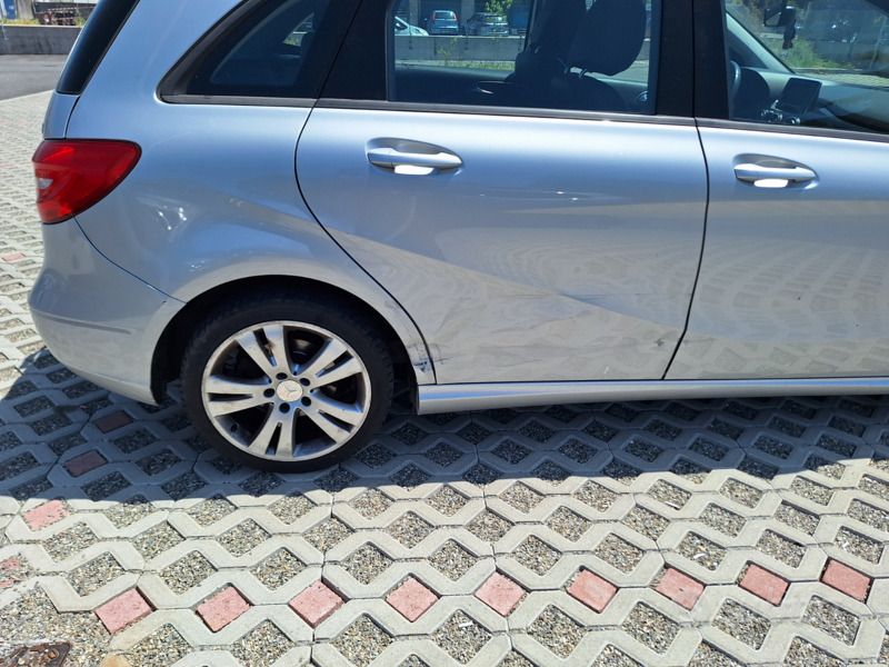 Usata Mercedes 180 Executive 2012 Grigio Berlina