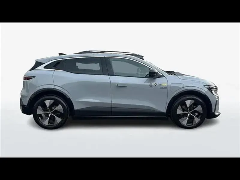 Nuova Renault Mégane IV Komfort 161 kW (220 CV) 2026 Grigio chiaro Utilitaria