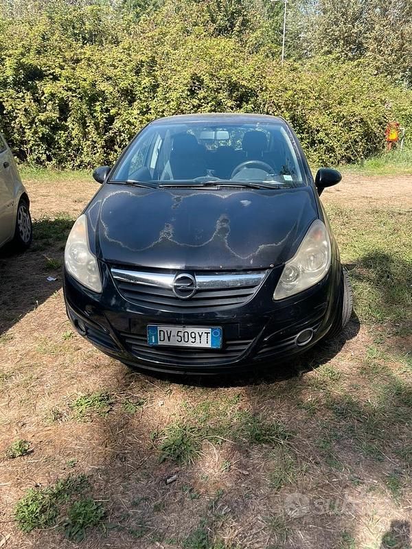 Usata Opel Corsa 80 CV (58 kW) 2009 Nero Utilitaria