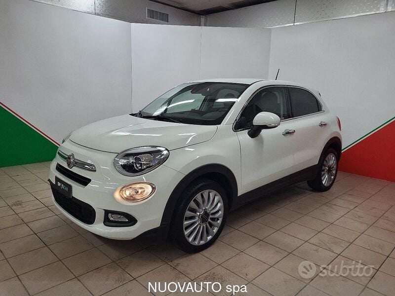 Bianco Usata 2016 Fiat 500X Lounge SUV | 13.800 € (Buon prezzo) - Immagine 1/4