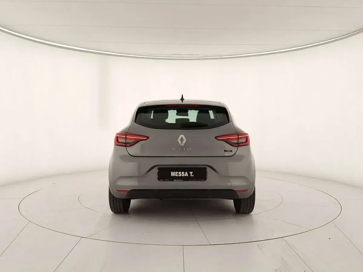 Usata Renault Clio V Evolution 91 CV (66 kW) 2023 Grigio Berlina