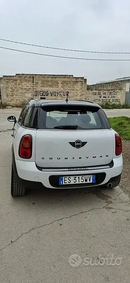 Usata Mini Countryman 111 CV (81 kW) 2013 Bianco SUV